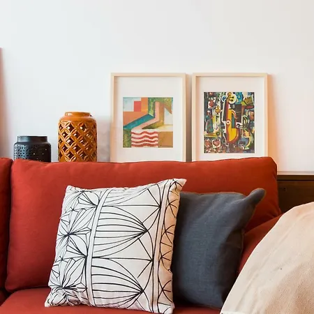 Amazing Center 2 Bdr Flat! Lisboa